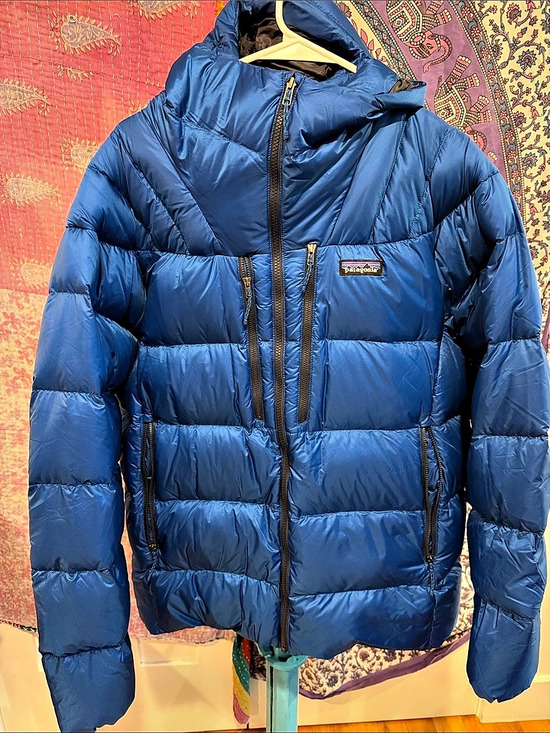 Patagonia Jackets & Blazers - NWOT Patagonia Women's Hi-Loft Down Hoody Blue XL NEVER WORN